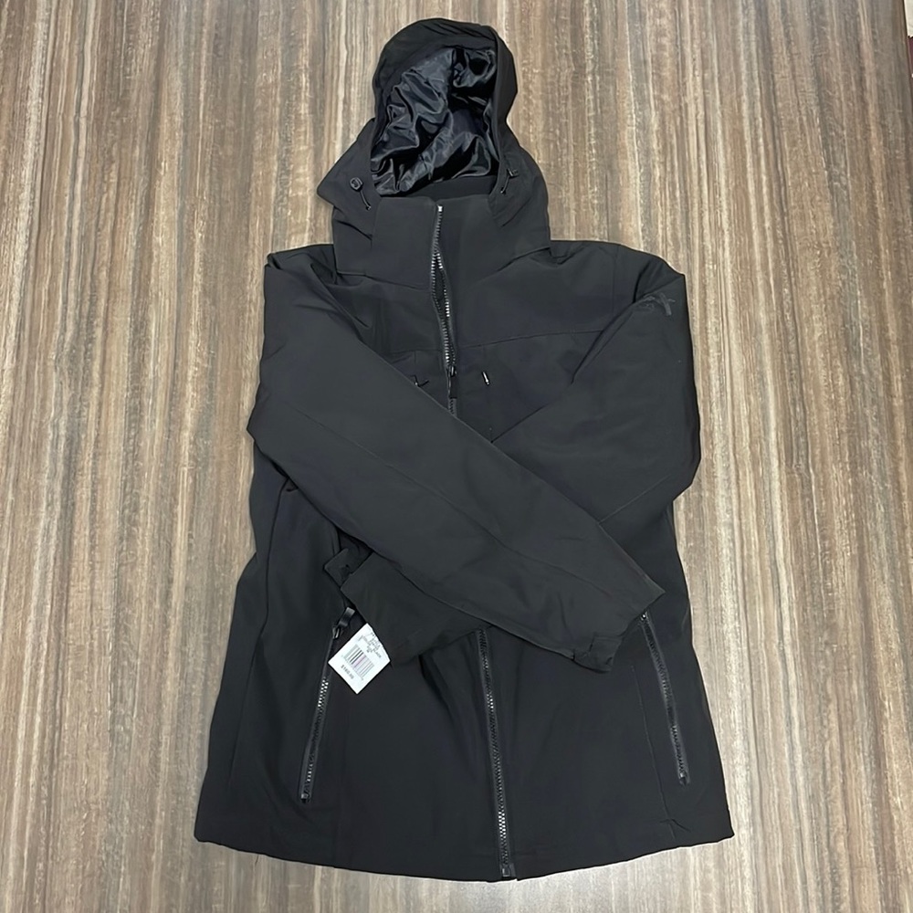Women’s ZeroXposur 3-in1 medium jacket.